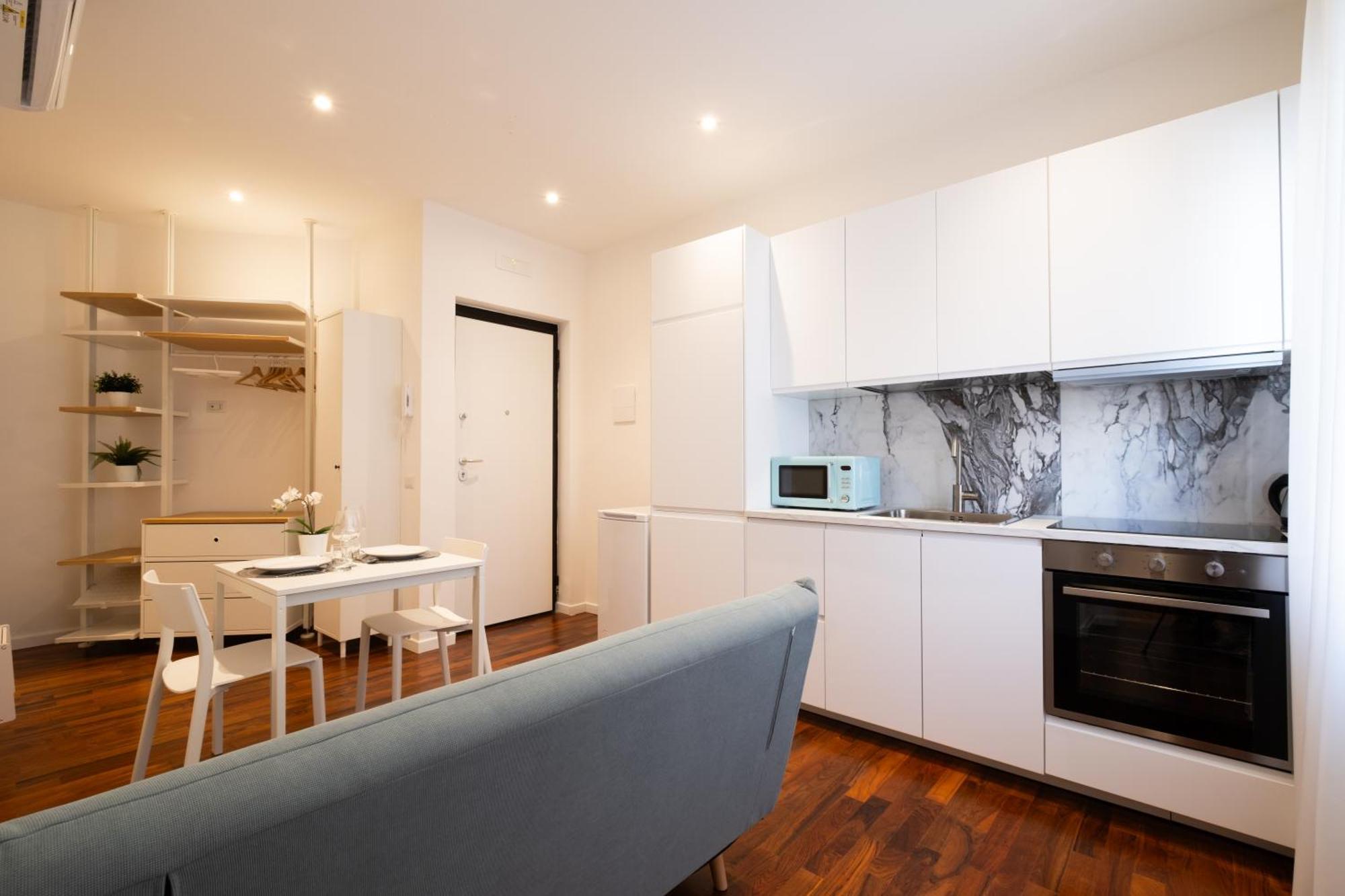 The Apulian Loft Bari - Via Celentano Exterior foto